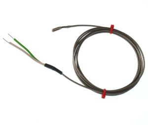 Thermocouple mis  la terre fabriqu par CEI dans un tube en acier inoxydable, cble surtress en acier inoxydable en fibre de verre - Type K - 3,18 mm de diamtre - 25 mm de longueur